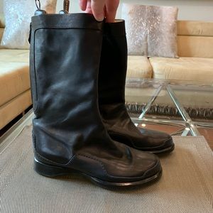Women’s Hermes boots size 5.5. Authentic. Brand new
